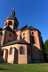Fototapeta na wymiar Ehemalige Benediktiner-Abtei in Seligenstadt am Main