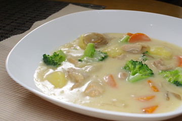 クリームシチュー