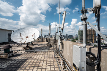 5G smart cellular network antenna base station