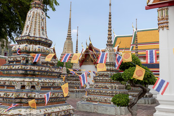 buddhist temple in bangkok thailand