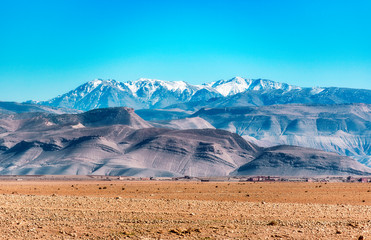 Naklejka premium Niesamowity widok na góry Atlas w Maroku