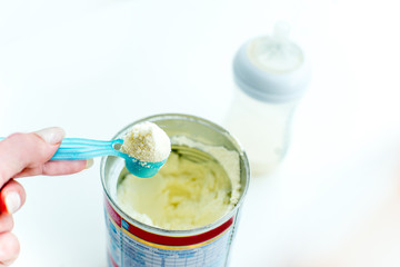 Baby powder milk formula in a can