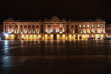 Obraz premium Toulouse france evening city
