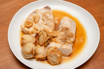 カジキマグロとホタテのバター焼き