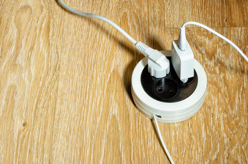 Electrical household cables and sockets