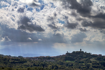 Naklejka na ściany i meble Panorama dell'Alta Langa (Langhe, Piemonte)