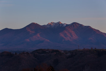 Naklejka premium 北杜市から八ヶ岳朝景