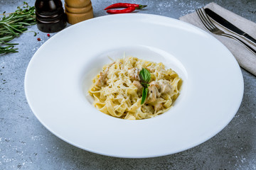 fettuccine with porcini mushrooms