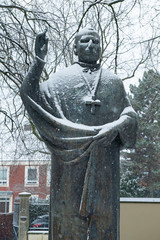 Statue des Kardinals von Galen, beim Dom, M&uuml;nster, Westfalen, Deutschland