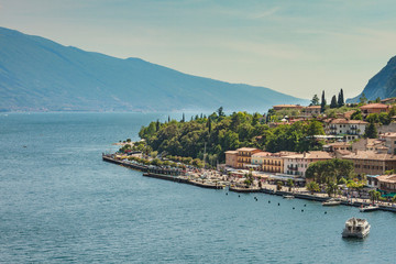 Naklejka premium Top view of Garda Lake in Lombardy, Italy