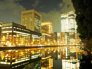 Fototapeta na wymiar 街の夜景