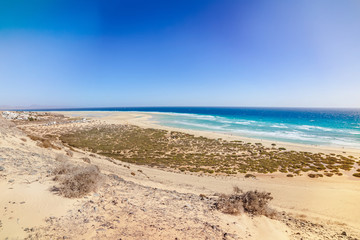 Fototapeta na wymiar Sotavento lagoon, wind surfing centre, Risco Del Paso, Fuerteventura, Canary Islands, Spain