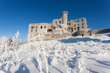 ruins of the castle in Ogrodzieniec in the winter, Jura Krakowsko Czestochowska region, Poland