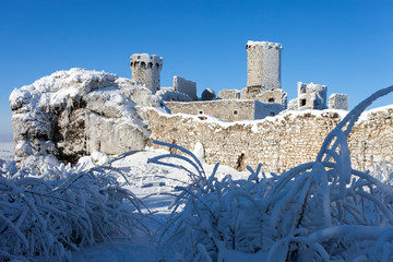 rocks and ruins of the castle in Ogrodzieniec in the winter, Jura Krakowsko Czestochowska region,...