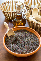 brown mustard seeds