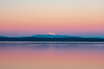 Obraz premium Sunset on Mount Baker, Washington