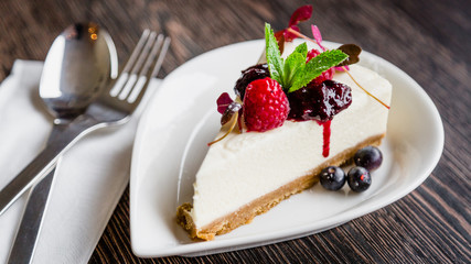 White chocolate cheesecake