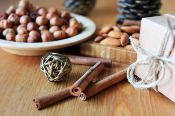 Nuts, cinnamon and New Year's gifts