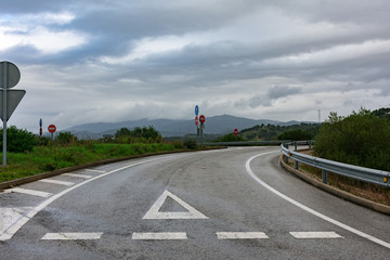 Carretera con señales