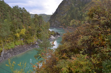 Катунь бирюзовая осенняя горы пейзаж