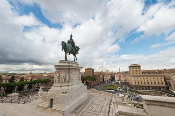 Obraz premium Altare della Patria or Monumento Nazionale a Vittorio Emanuele II, Piazza Venezia in Rome, Italy - Image