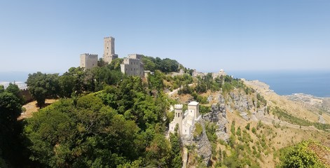 Fototapeta na wymiar Castle in Sicily