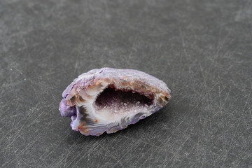 Achatgeode violett