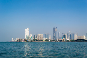 Obraz premium View of Mumbai city from sea