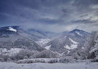 Obraz premium Mountains during winter