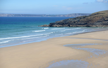 Fototapeta na wymiar Strand an der Crozon-Halbinsel, Bretagne
