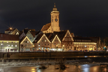 Fototapeta na wymiar Advent in Nürtingen am Neckar mit Weihnachtsbeleuchtung