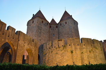 Fototapeta na wymiar Carcassonne au soleil couchant