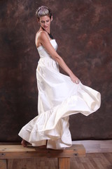 brid white a white dress