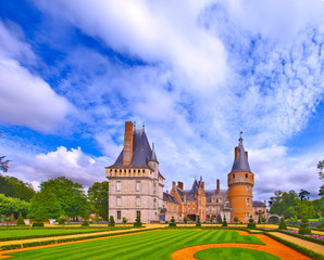 Obraz premium france, maintenon : castle & garden
