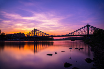 Fototapeta na wymiar Dresden Blaues Wunder