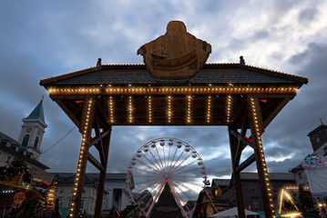 Karlsruhe, Weihnachtsmarkt auf dem Marktplatz