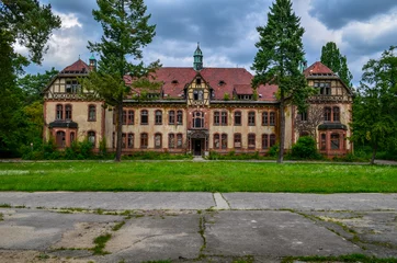 Selbstklebende Fototapete Altes Krankenhaus Beelitz Ruine Beelitz-Heilstätten Verlorener Ort Berlin Brandenburg 