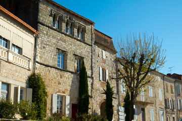Fototapeta premium Picturesque hilltop tourist attraction of Penne d'Agenais, Lot-e
