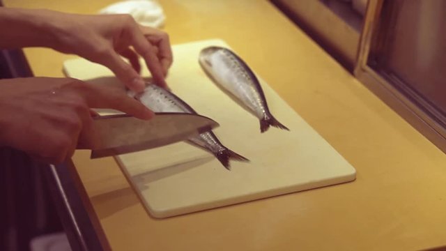 Work of the sushi chef｜horse mackerel
