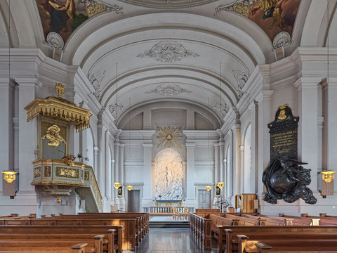 Interior of Adolf Fredrik Church (Adolf Fredriks kyrka) in Stockholm, Sweden. The current church was build in 1768-1774 by design of Carl Fredrik Adelcrantz and consecrated on November 27, 1774.