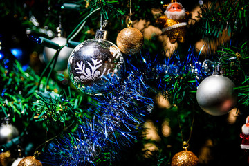  Christmas tree adorned