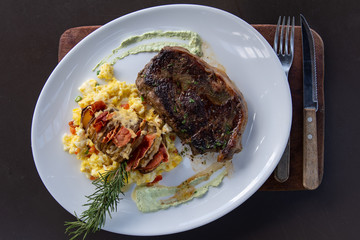 Bife con Papa rellena