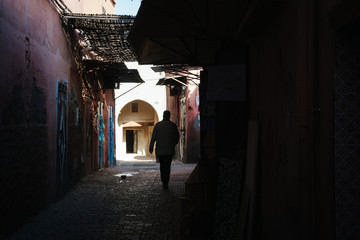 Fototapeta na wymiar alleyway in Marrakesh, Morocco