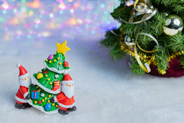 クリスマスイメージ　サンタクロース　ツリー