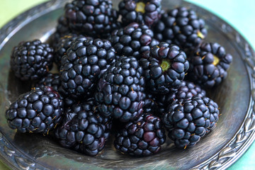 plate of blackberry