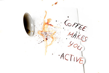 Obraz na płótnie Canvas hot coffee latte art on a white background