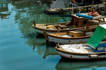 Fototapeta na wymiar Istanbul, Turkey, 17 April 2006: Boats, Kucuksu, Anadolu Hisari