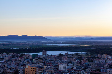 新年　朝日　日の出　霧　薄い