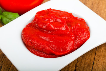 Tomato paste