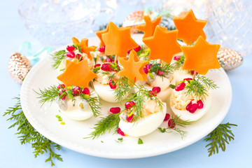 Gefüllte Eier für Weihnachten	